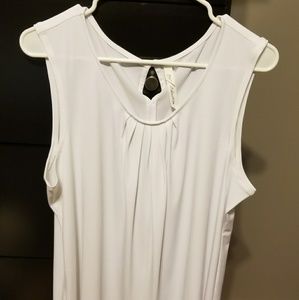 Sleeveless blouse